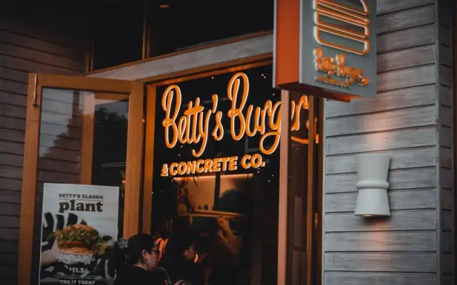 6 façons d'améliorer votre restaurant et son image