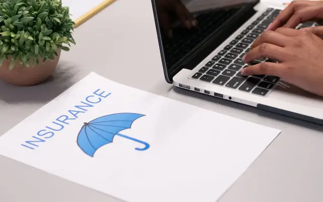 Assurance professionnelle : les erreurs à éviter quand on ouvre un resto à Paris