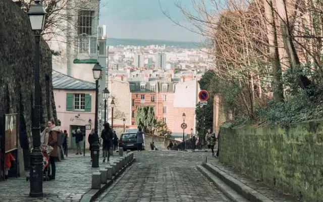 Balade à Montmartre : Entre charme pittoresque et secrets bien gardés
