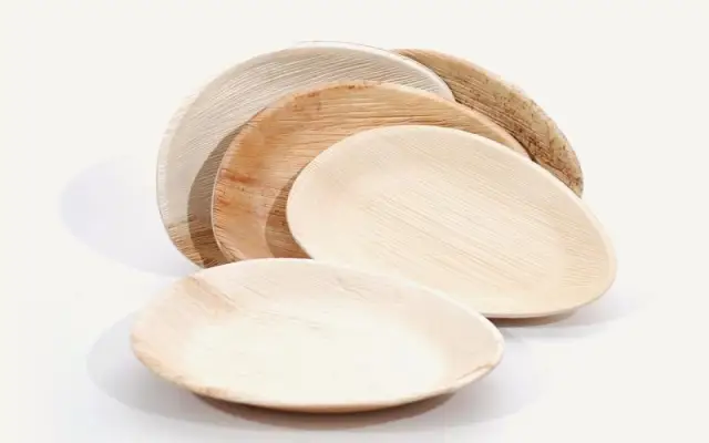 Harmoniser votre table : assortir des assiettes couleur bambou