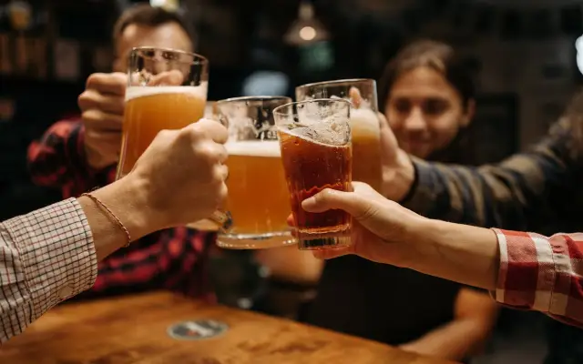 Tourisme en Bourgogne : Séjour Authentique et Expérience Gourmande à la Brasserie du Rempart