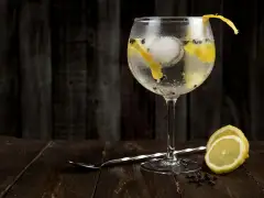 Organiser un cocktail dînatoire à Paris : tendances et bonnes adresses