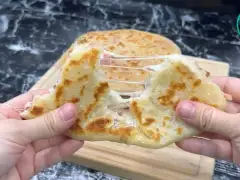 Petits Pains Farcis à la Poêle : Une Recette Économique et Délicieuse