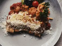 Recette rapide et délicieuse : Riz au poulet à la crème fraîche et à la tomate