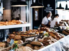 Top 10 des aliments à essayer de manger à Paris et où
