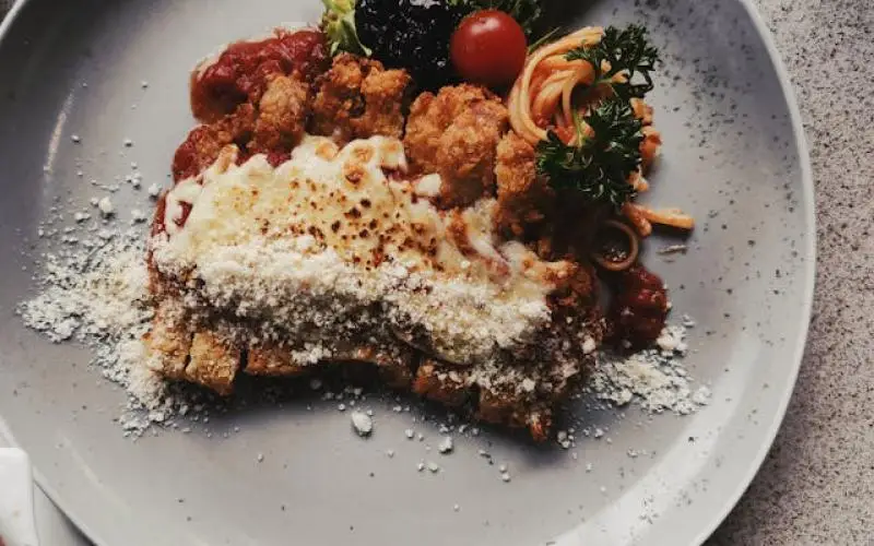 Recette rapide et délicieuse : Riz au poulet à la crème fraîche et à la tomate - article FoodyParis