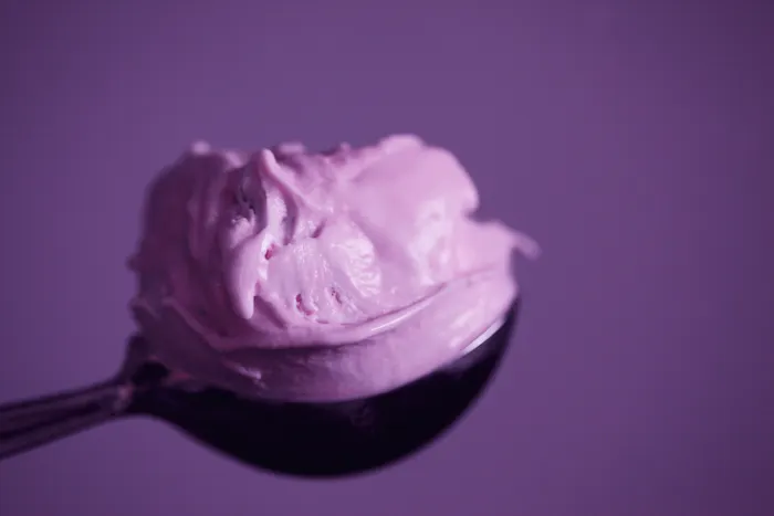 Coupe de glace avec chantilly