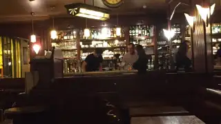 Paris Follie s, restaurant à Paris