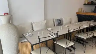 Chez Younice moroccan restaurant, restaurant à Paris