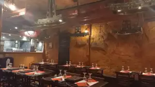 Black dog, restaurant à Paris