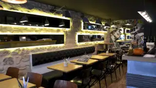Restaurant L Acolyte de L Insolite