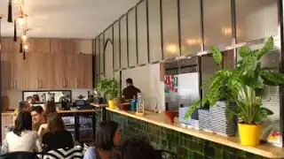 Restaurant 1000 & 1 Signes