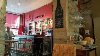 Au Coude A Coude – photo 1
