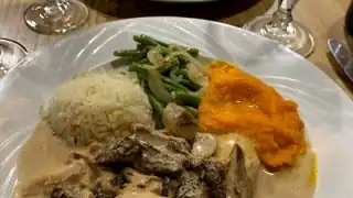 Aux Anysetiers Du Roy Restaurant – photo 2