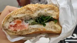 Bagel Baget Cafe – photo 4