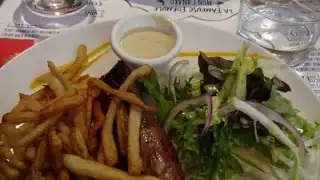 Beau Beau Bar – photo 2