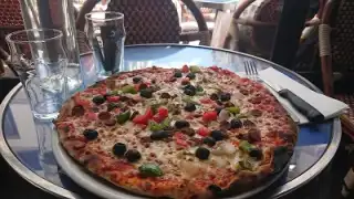 Cafe Arena Paris – photo 3