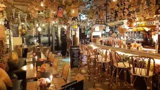 Cafe Cassette – photo 2