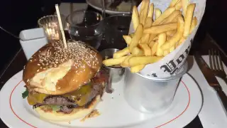 Cafe Charlot – photo 2