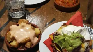 Cafe Leone Bodega – photo 3