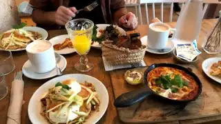 Cafe Mericourt – photo 4