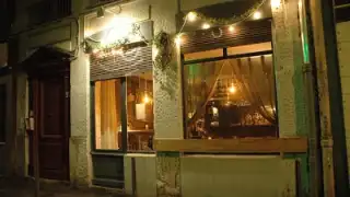 Restaurant Catie s