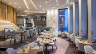 Celest Bar & Restaurant – photo 1