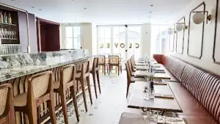 Restaurant Clover Grill
