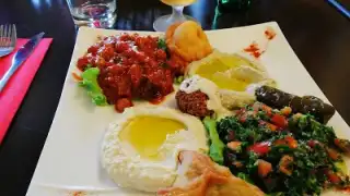 Restaurant Du Monde Ailleurs
