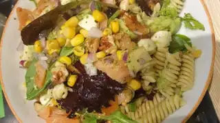 Eat Salad – photo 2