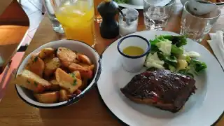 Flesh Restaurant Pigalle et Canal St Martin – photo 2