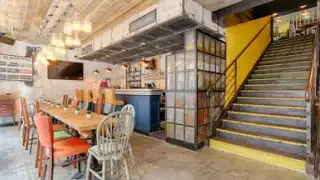 Restaurant Frog & Underground
