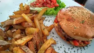 Gianni’s Caffe – photo 3