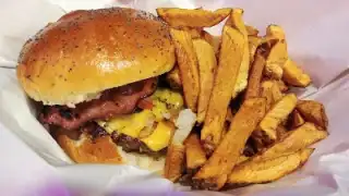 Joe Burger – photo 2