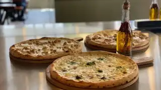 JORDAN TOMAS - PIZZA MAMAMIA – photo 3