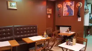 Kaun Neak Sre, restaurant à Paris