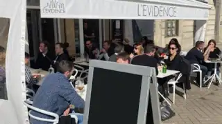 L Evidence Cafe – photo 3