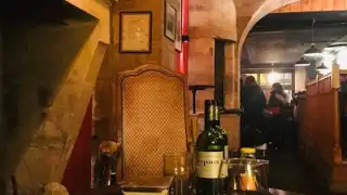 Restaurant L Intrus