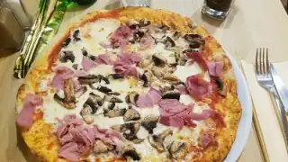 La Favorita Trattoria Italiana – photo 2