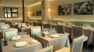 La Maison de la Truffe Madeleine, restaurant à Paris