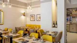 Restaurant La Table Du Caviste Bio