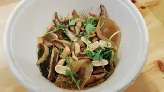 Laska – photo 3