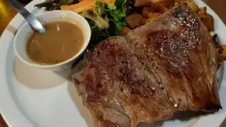 Le Bon, Le Boeuf Et le Truand – photo 3