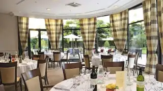 Le Lounge Warwick Reine Astrid - Lyon – photo 4