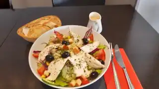 Le P tit Cafe – photo 3