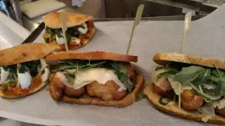 Merguez & Pastrami – photo 2