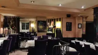Mucha Cafe-Restaurant – photo 1