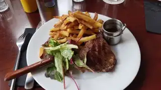 Olympe Sports Cafe – photo 2