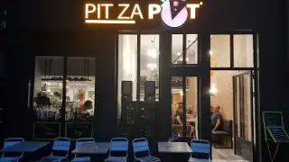 Restaurant PIT ZA POT From Chicago