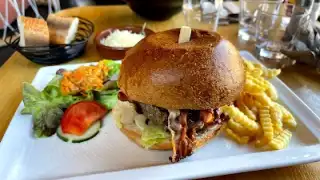 Raven Cafe – photo 2